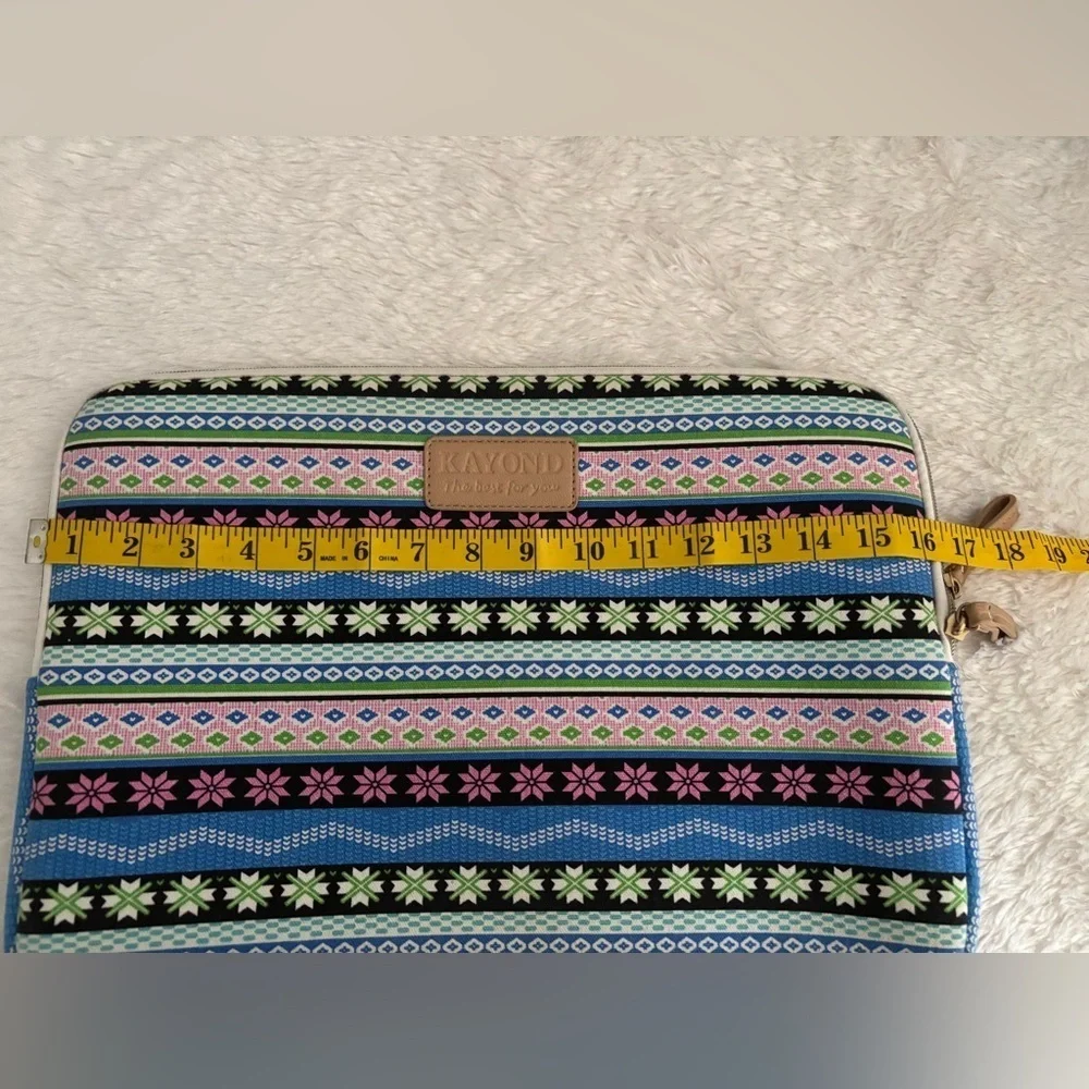 Kayond Laptop Case zip closure